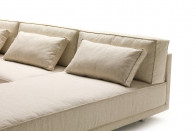 Dennis Cushion